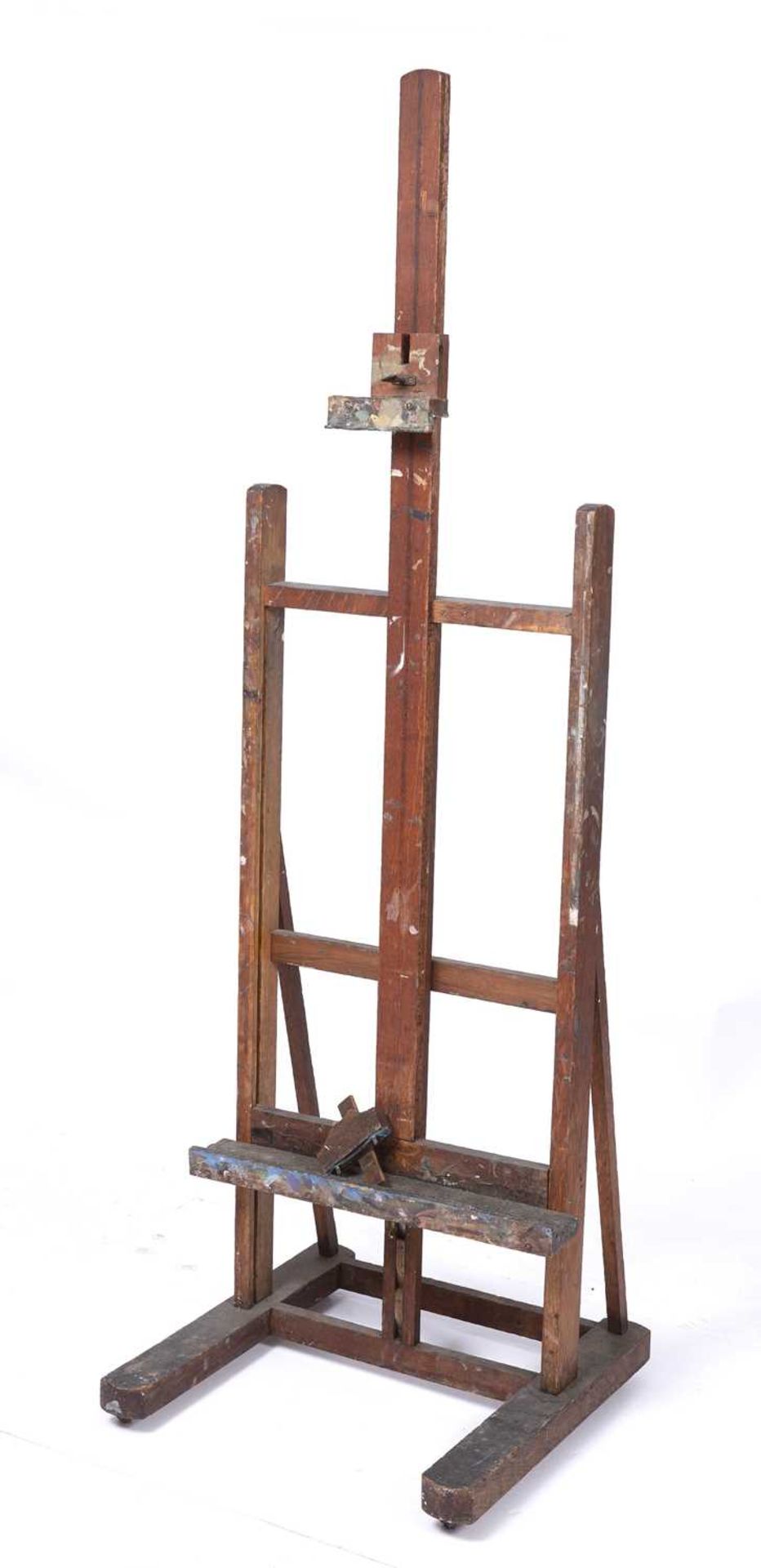 An early 20th century artists easel 58cm wide x 60cm deep x 185cm high Qty: 1 At present, there is - Image 3 of 4