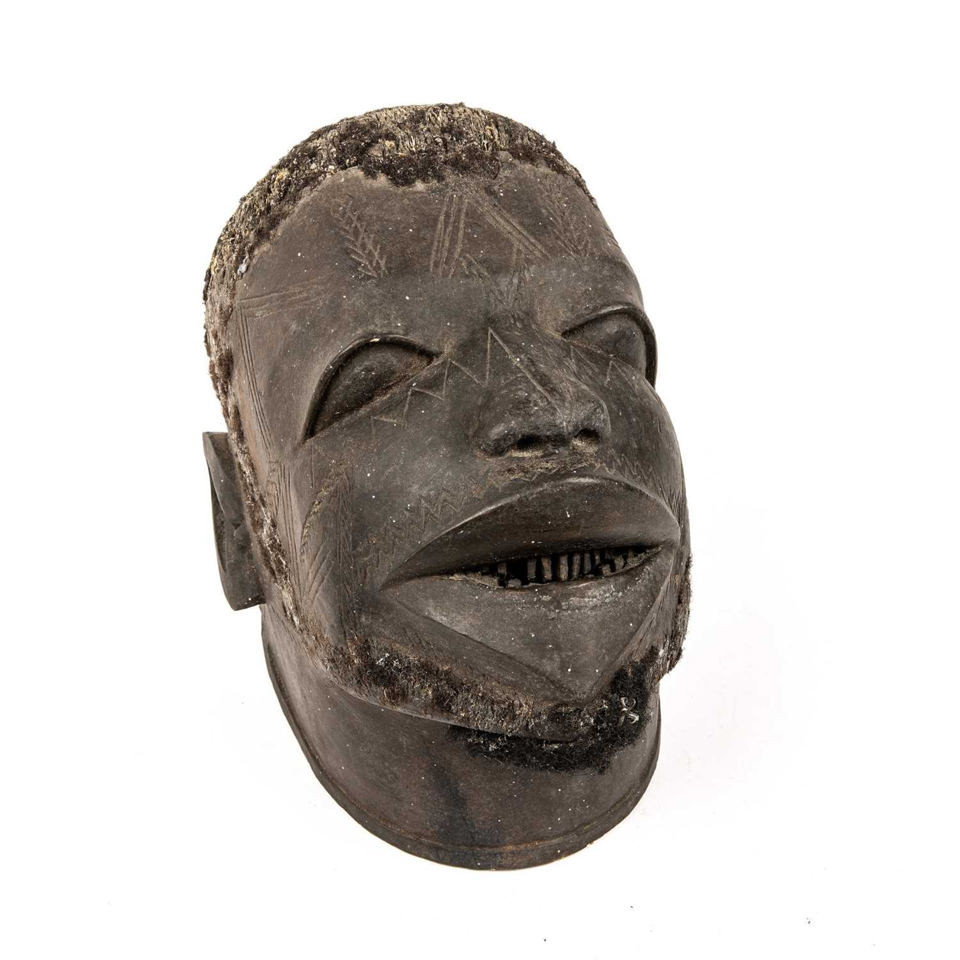 Makonde Tanzania helmet mask 18.5cm wide 30cm deep 25cm high. Hair loss and split to side - Image 2 of 5
