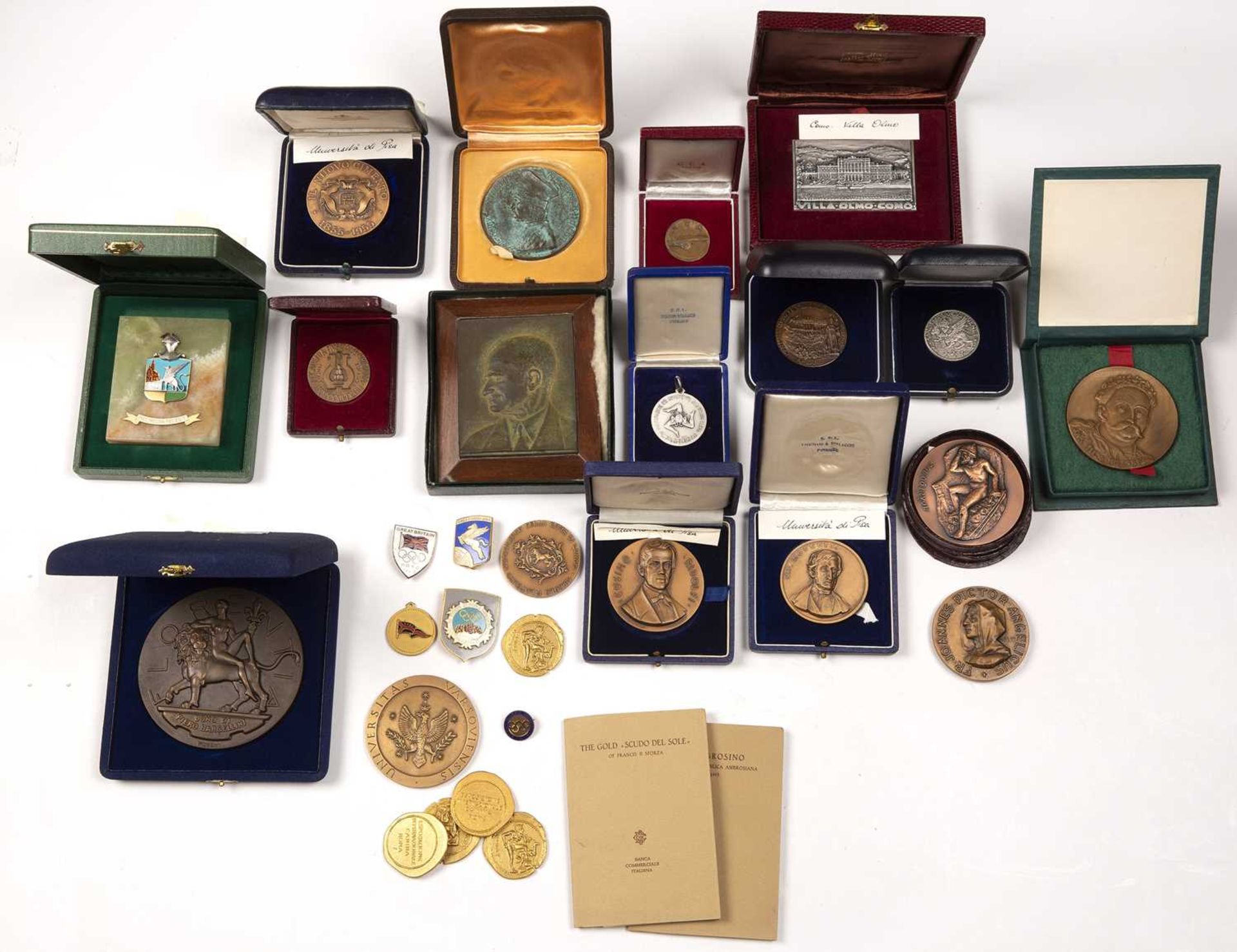 A group of c24 Italian metal presentation medallion badges, coins, most cased (c24)