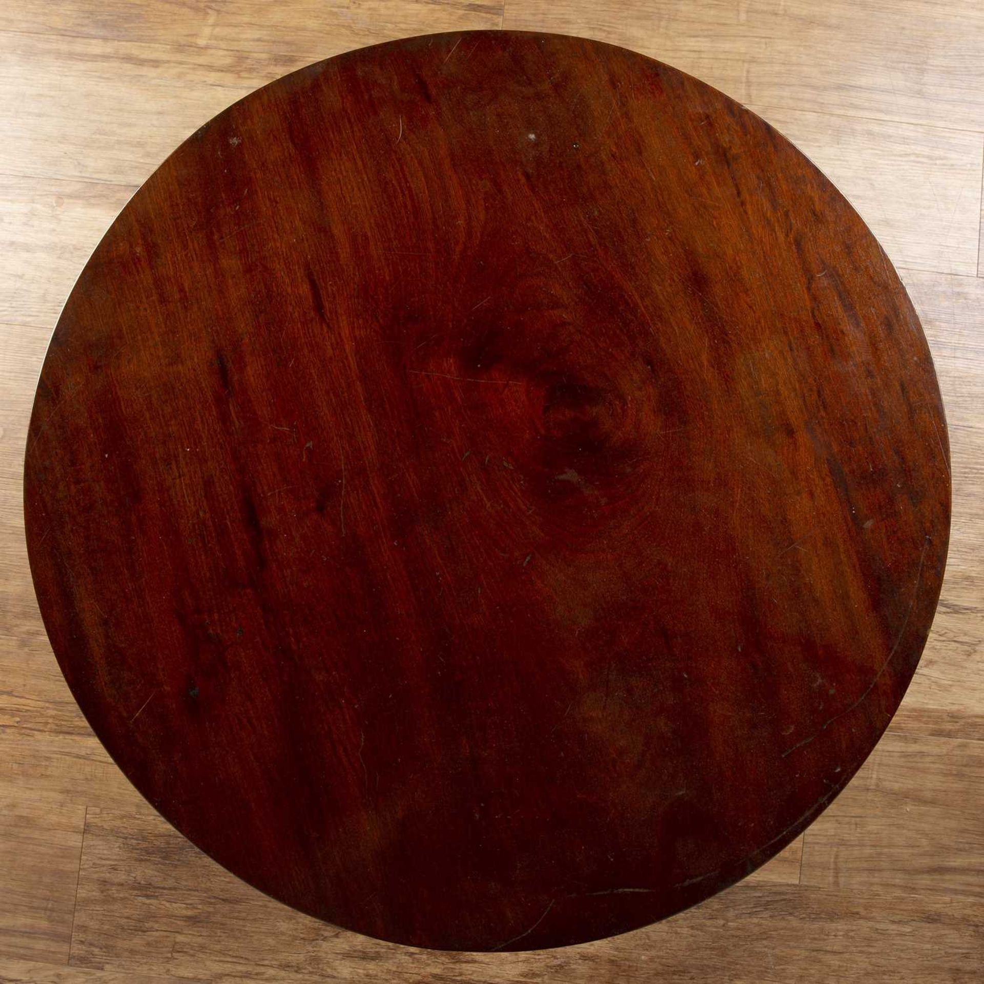 Art Deco mahogany, side or coffee table, with circular top and undertier shelf, unmarked, 60cm - Image 9 of 10