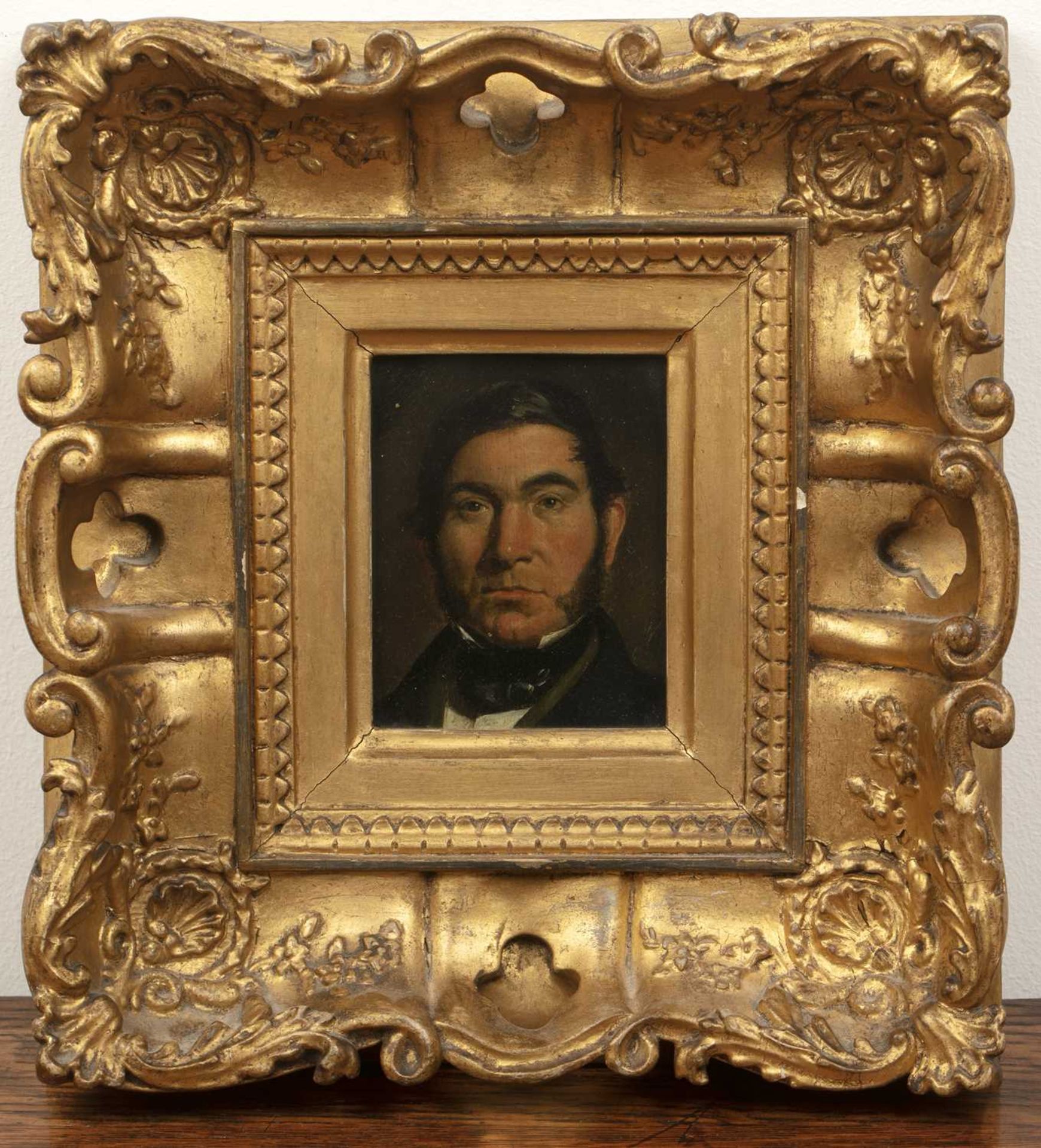 19th Century English School Portrait of a gentleman, with sideburns, oil on board, 10cm x 8cm, old - Bild 2 aus 3