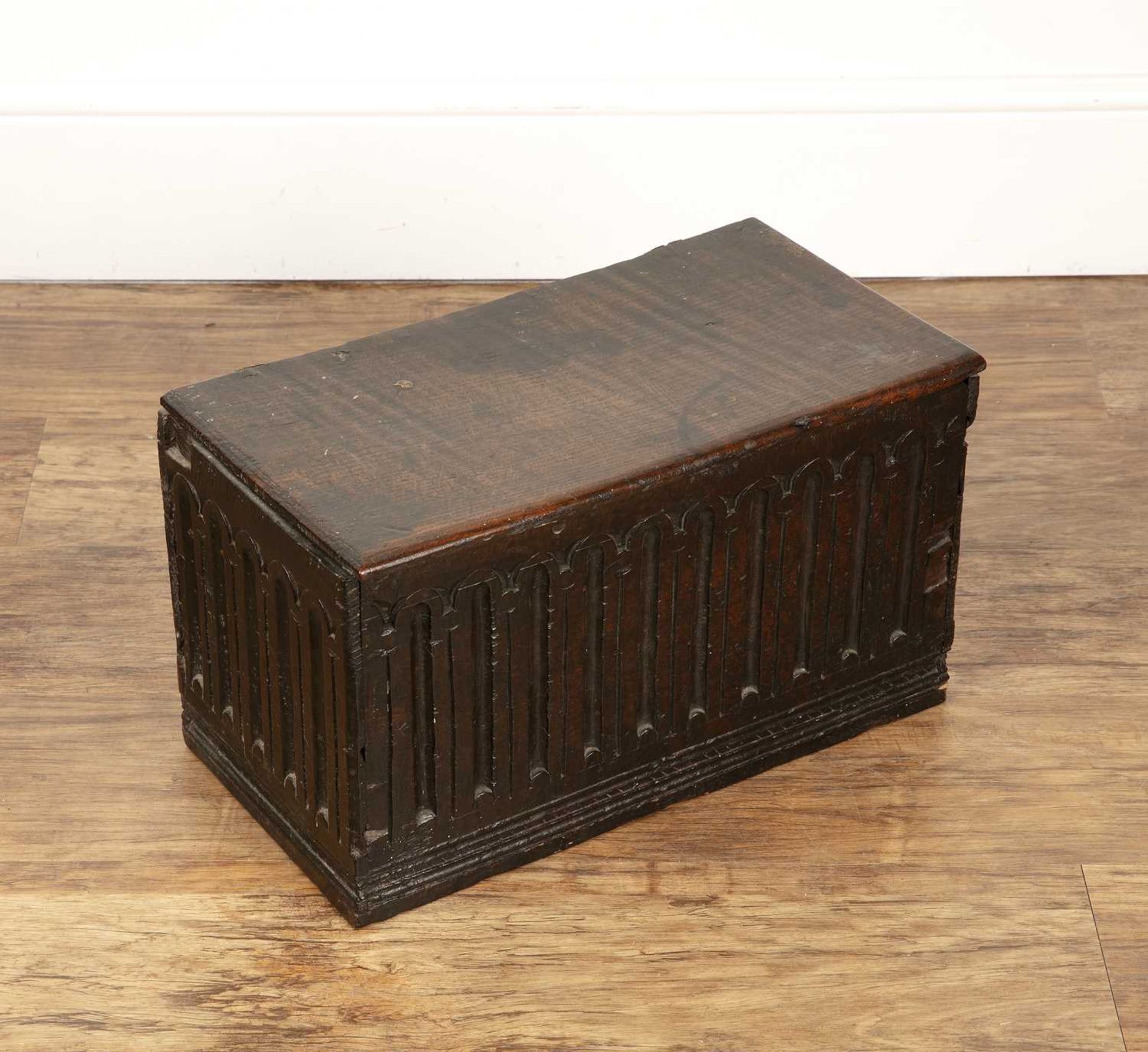 Oak carved box 18th Century, with repeating arch decoration to the front panel, 45cm wide x 27cm