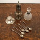 Collection of miscellaneous silver comprising of: a sugar sifter, bearing marks Viner's Ltd (Emile