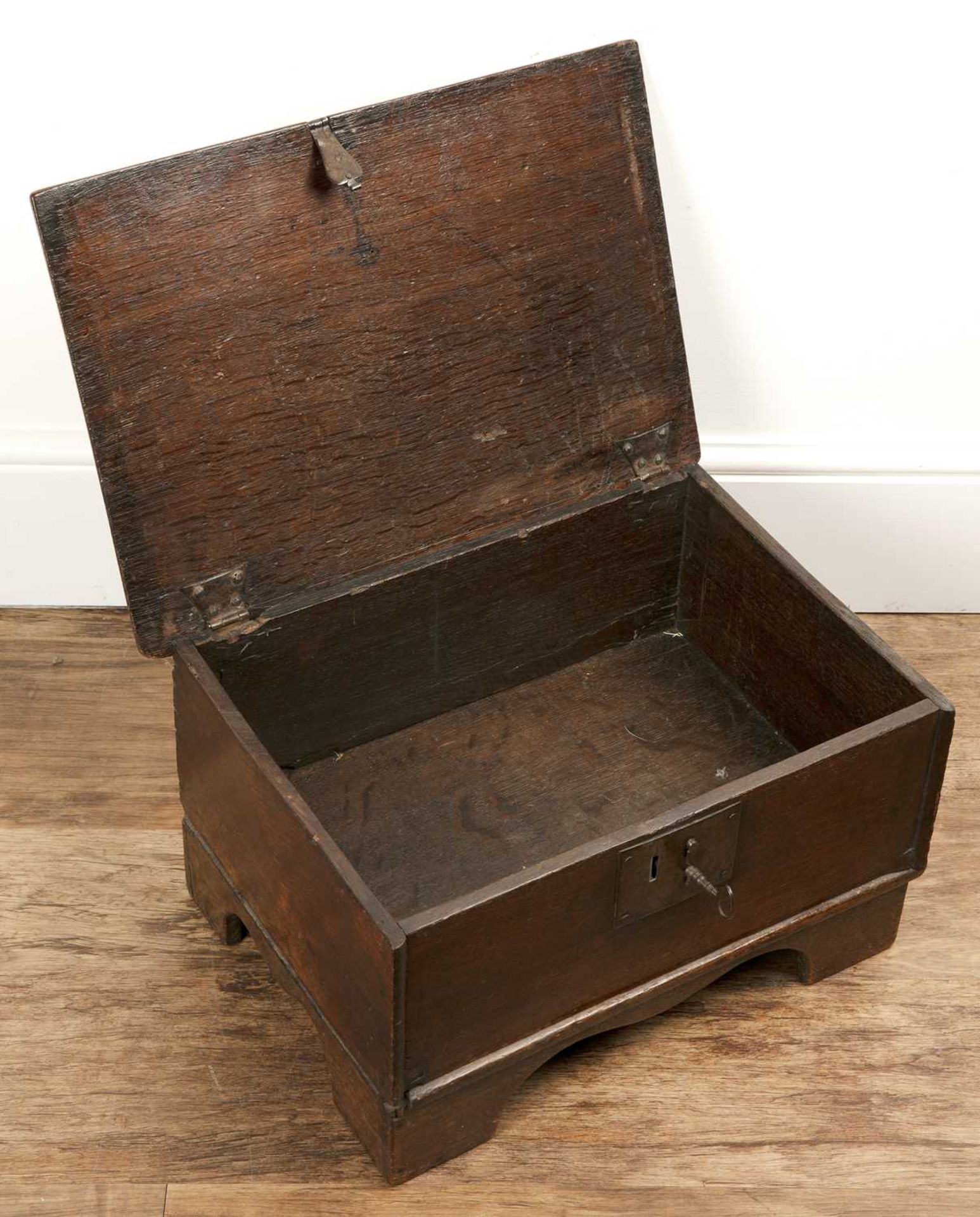 Oak box on stand late 17th/early 18th Century, with carved decoration to the top amd iron lock - Image 5 of 5