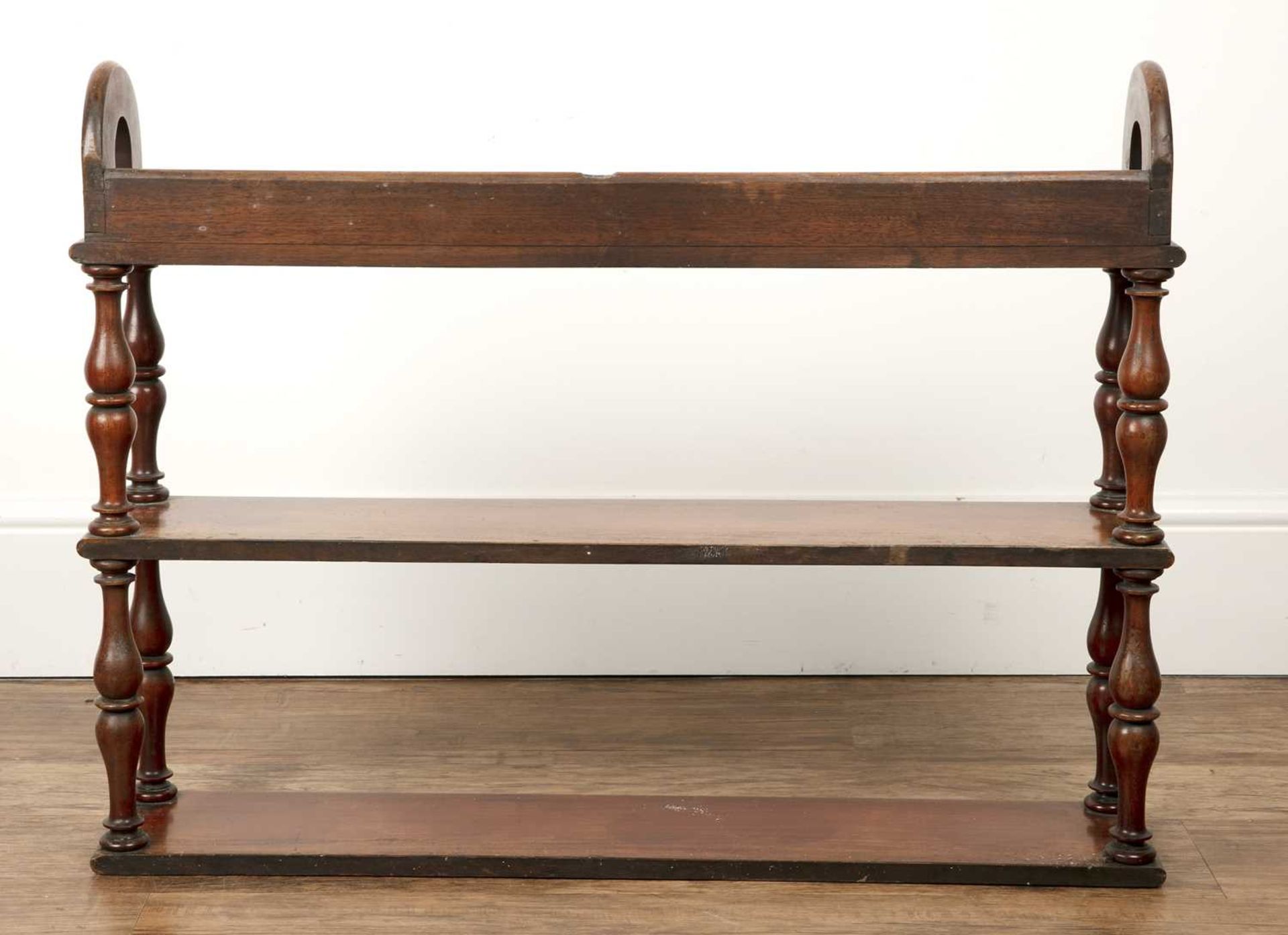 Mahogany three tier shelf Victorian, with turned supports, 81cm wide x 60cm high x 16cm deepWith - Image 4 of 4
