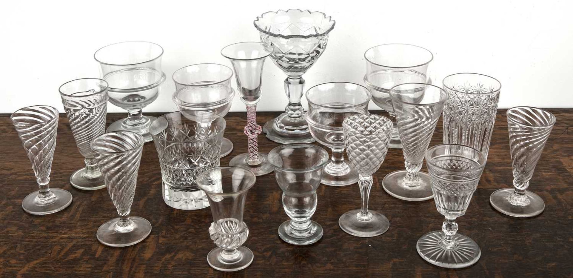 Group of glassware English, 18th/19th Century to include a wine glass with a coloured spiral twist - Bild 2 aus 2