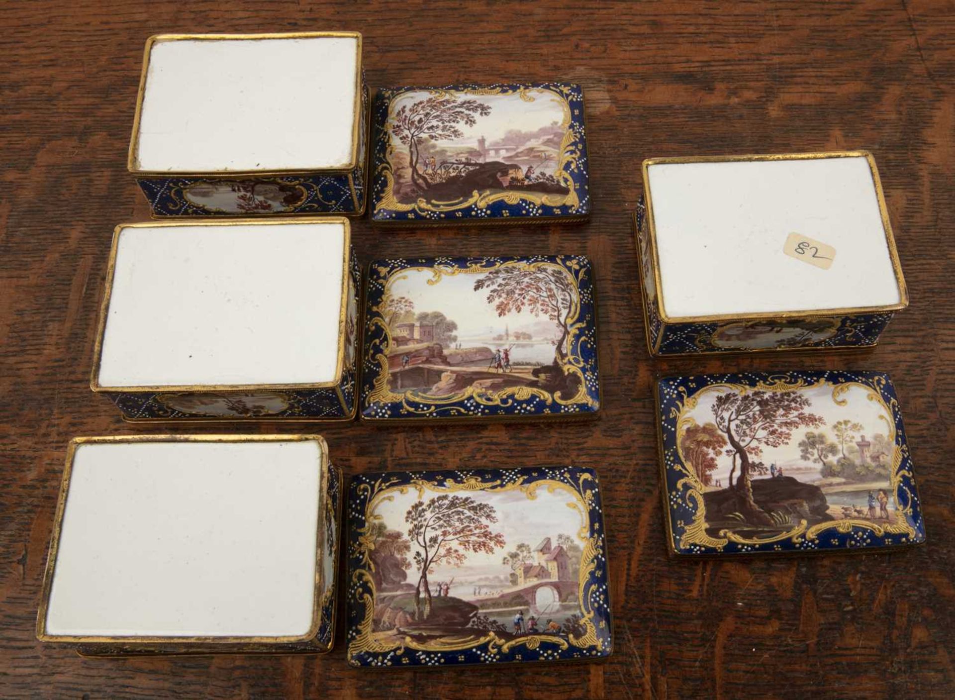 Set of four rectangular shaped enamel boxes English, 19th Century each painted with panels of - Bild 5 aus 5