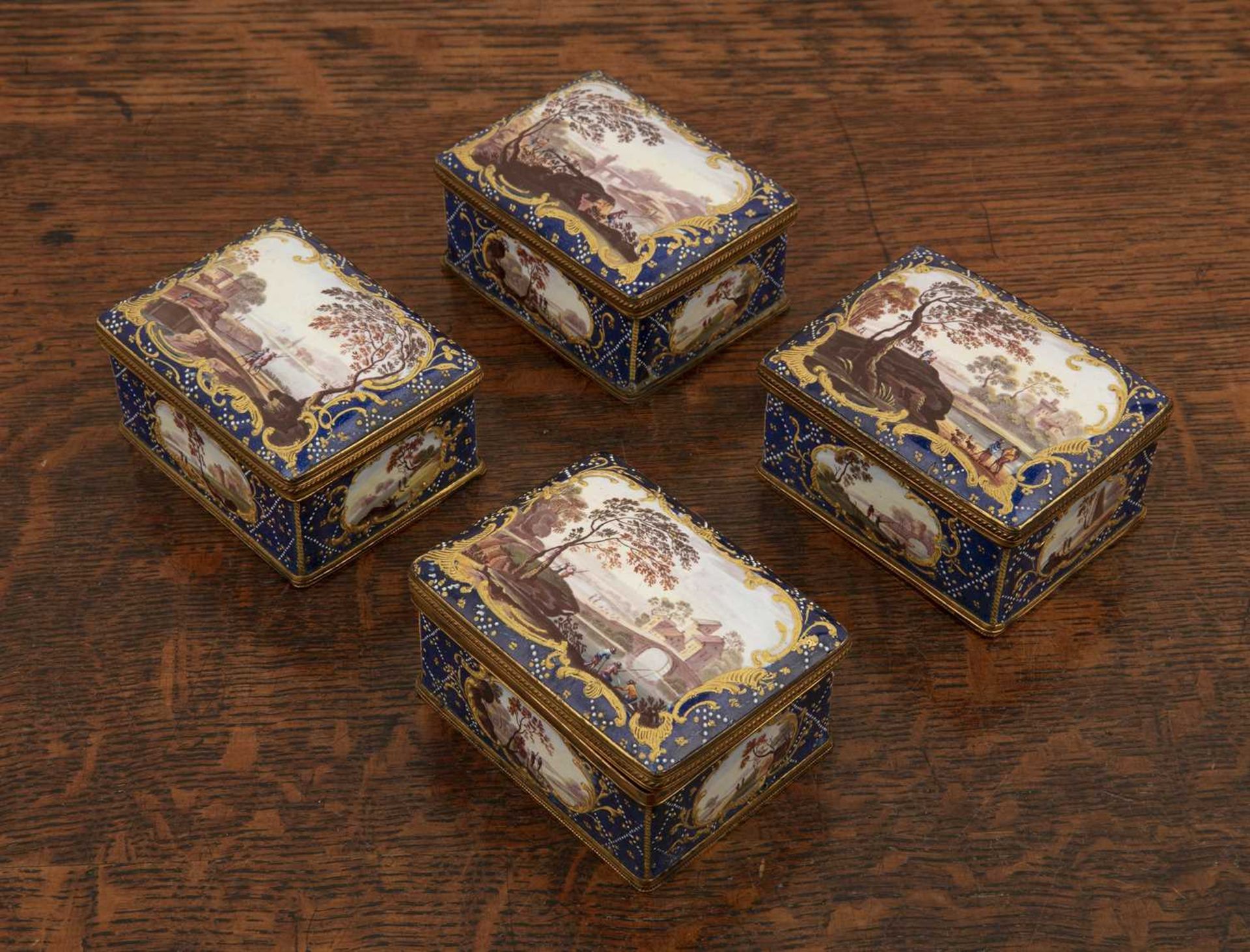 Set of four rectangular shaped enamel boxes English, 19th Century each painted with panels of - Bild 3 aus 5