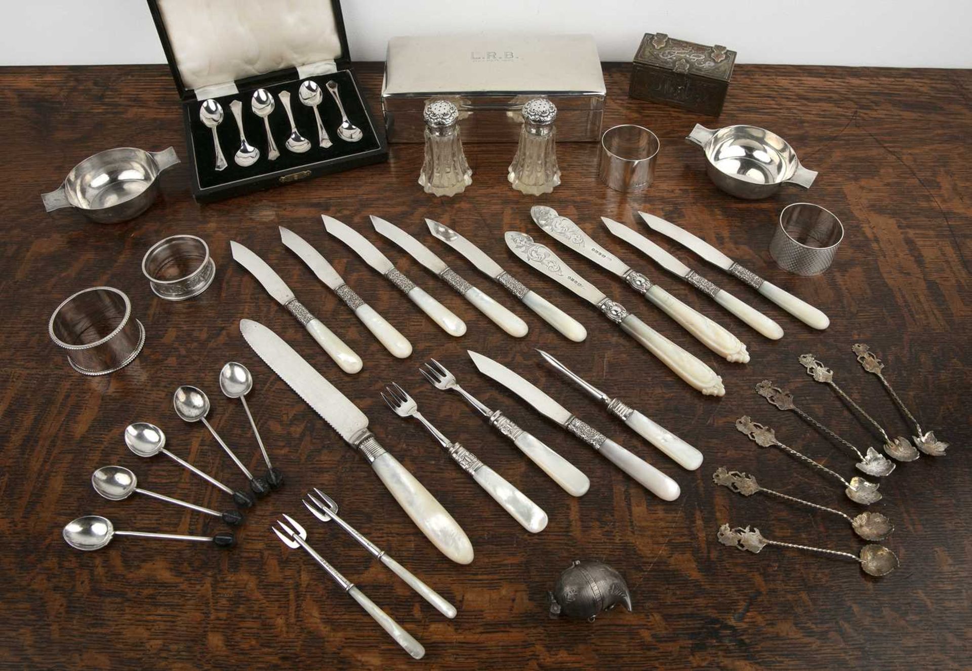 Collection of silver and silver plated items including: a wooden cased Mappin & Webb mother of pearl