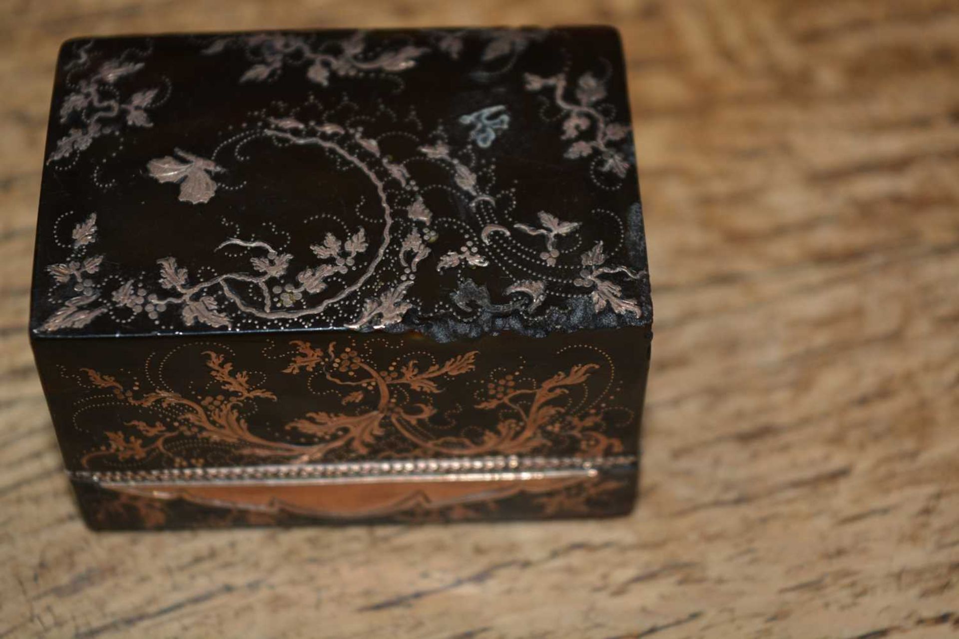 Collection of tortoiseshell items comprising of a small rectangular box, with piqué work - Image 7 of 25