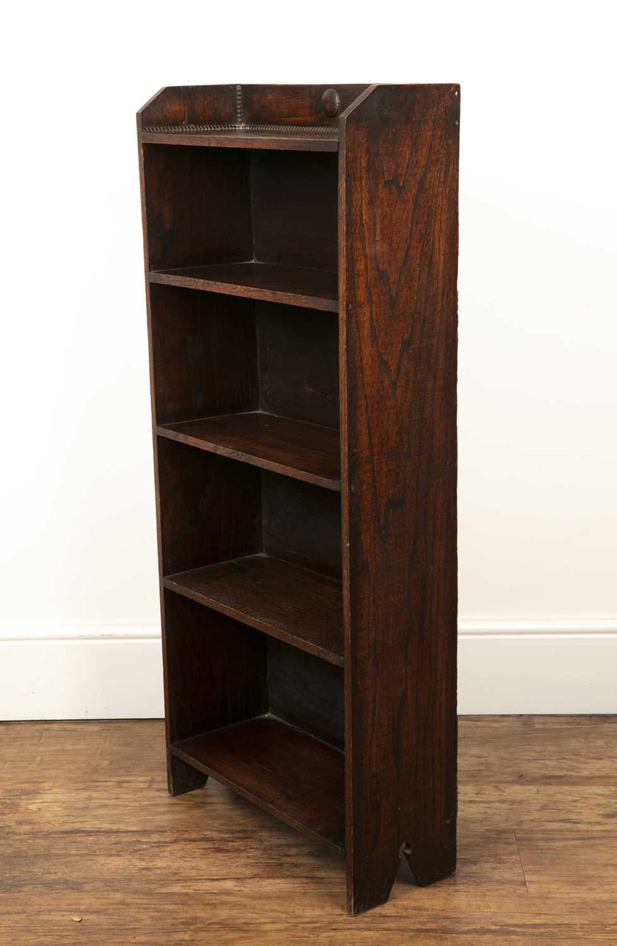 Oak open bookcase with beaded joins to the top shelf, 46m wide x 106cm high x 19cm deep overall - Image 3 of 4