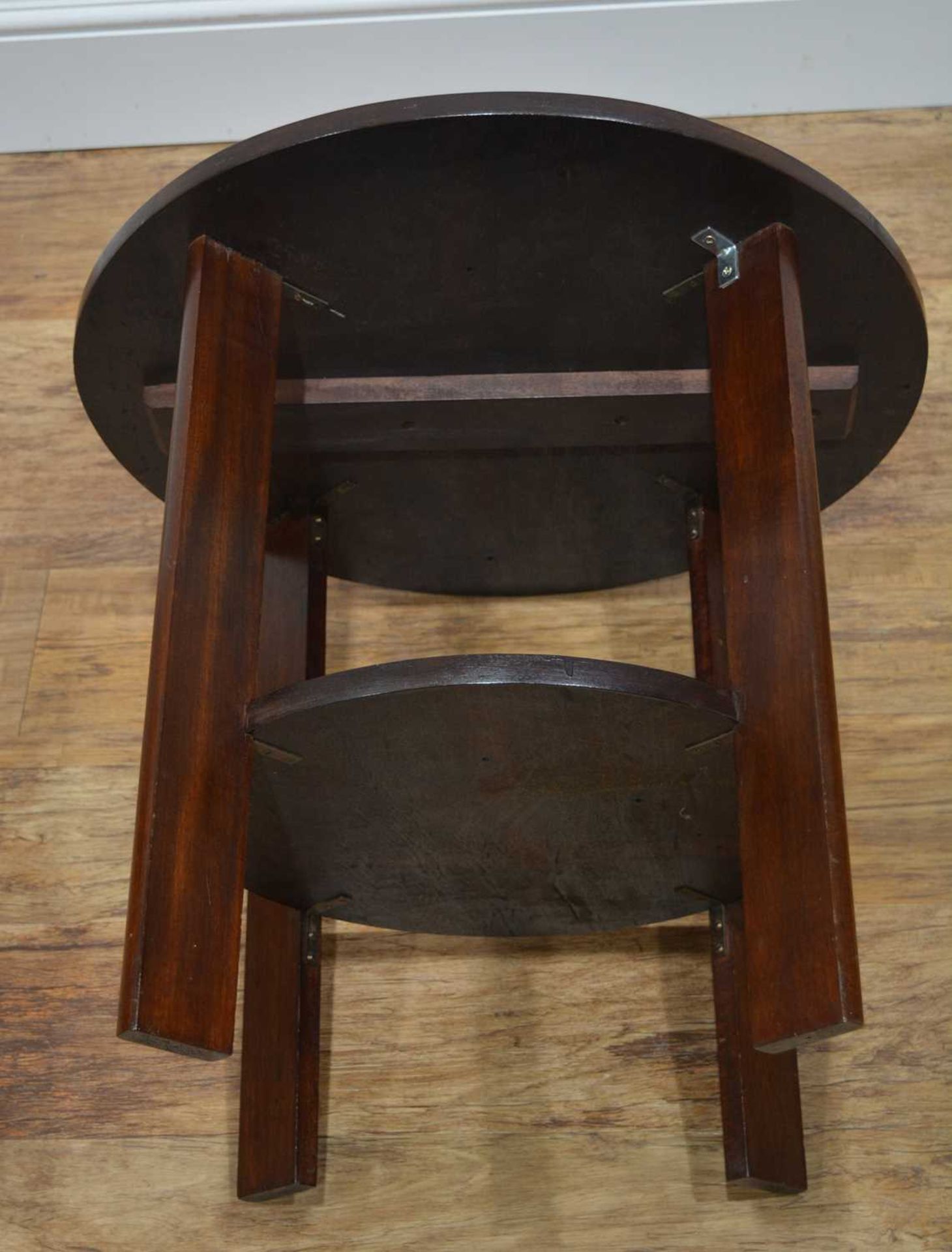 Art Deco mahogany, side or coffee table, with circular top and undertier shelf, unmarked, 60cm - Image 5 of 10