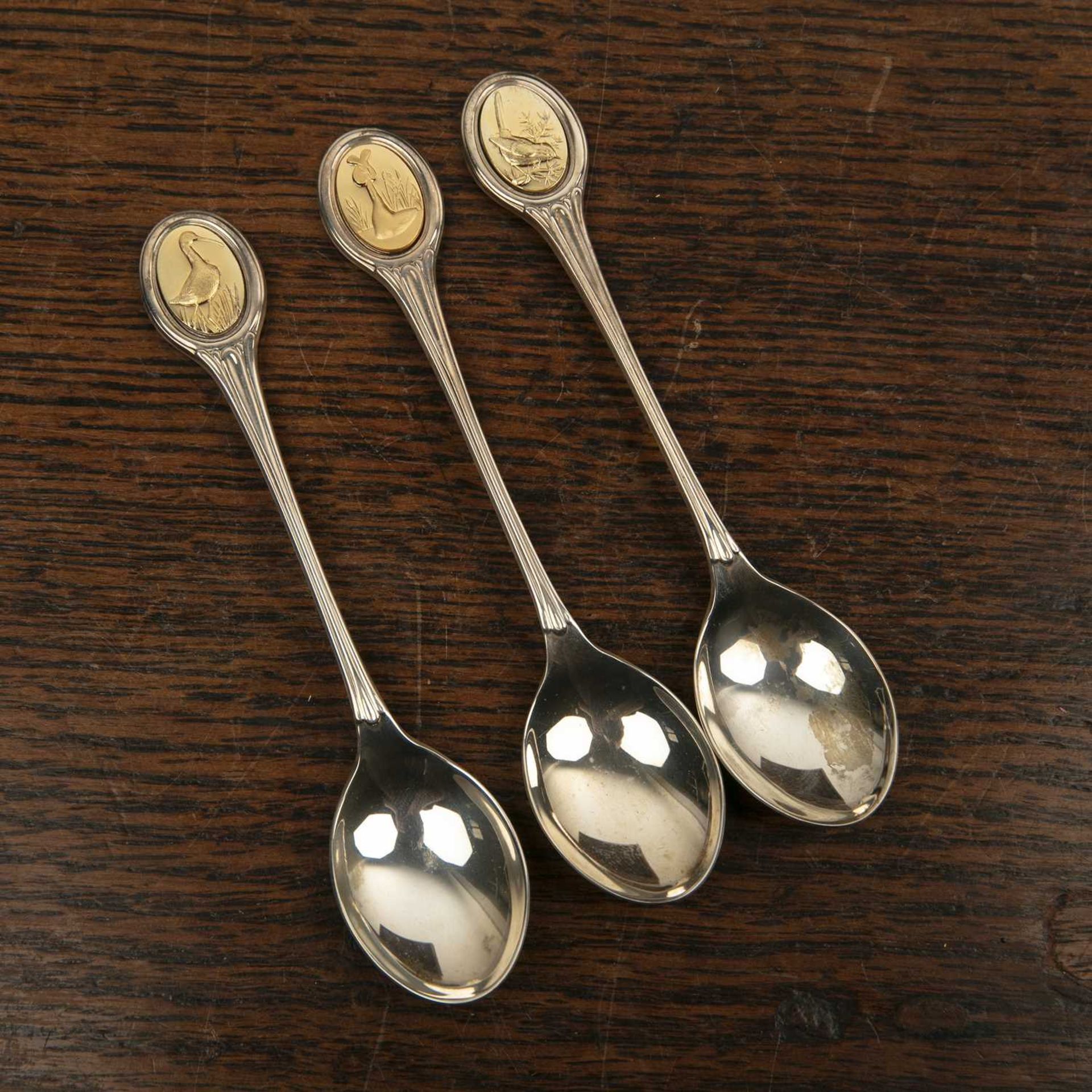 Cased set of twelve silver RSPB spoons 'The Royal Society for the Protection of Birds spoon - Image 2 of 5