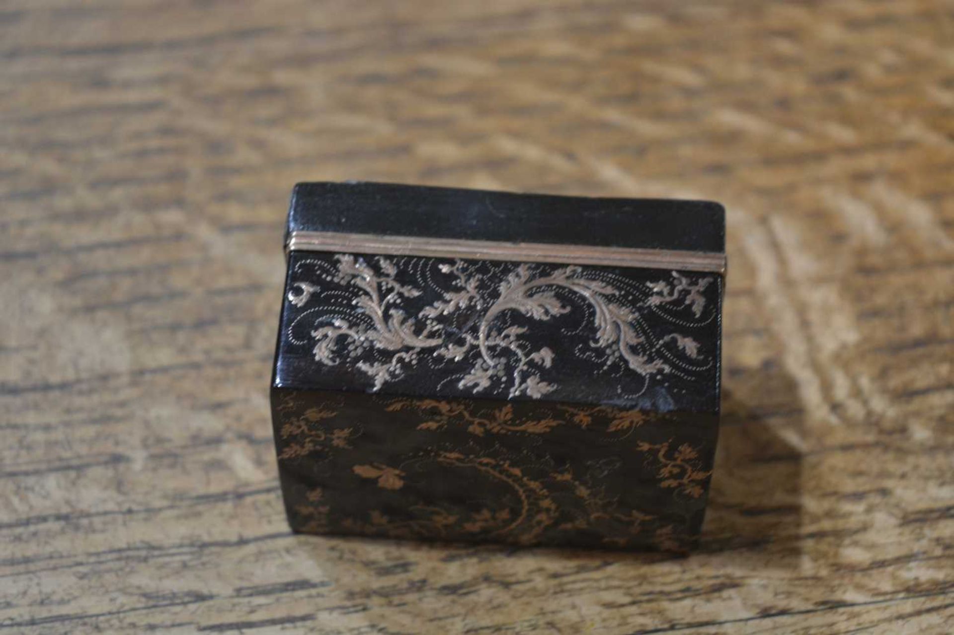 Collection of tortoiseshell items comprising of a small rectangular box, with piqué work - Image 14 of 25