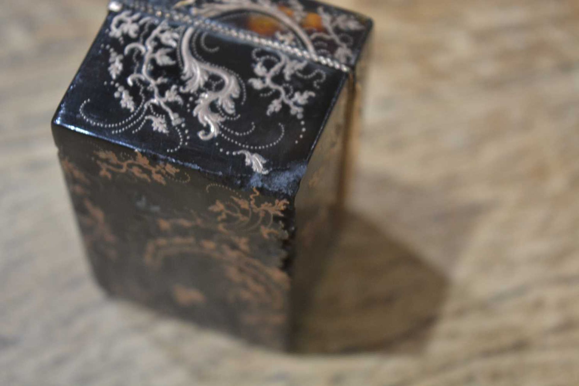 Collection of tortoiseshell items comprising of a small rectangular box, with piqué work - Image 11 of 25