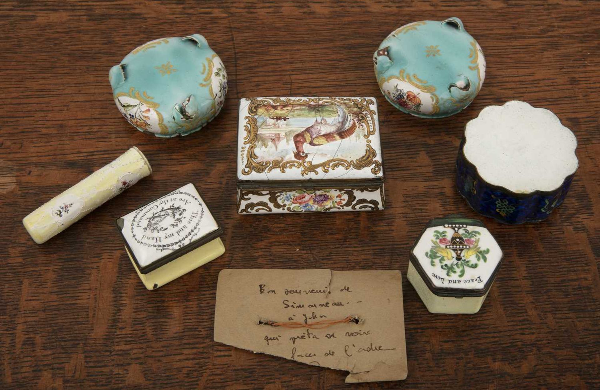 Group of enamel pieces including a Battersea box painted with a peacock, 7.5cm, two French enamel - Bild 2 aus 3