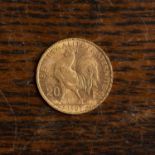 French 20 Franc coin dated 1907, 7g approx overall At present, there is no condition report prepared