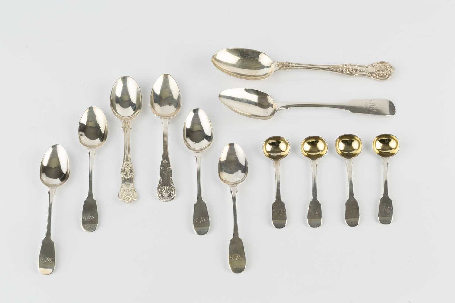 An early 19th century Scottish provincial silver fiddle pattern dessert spoon, by Mark - Image 2 of 4