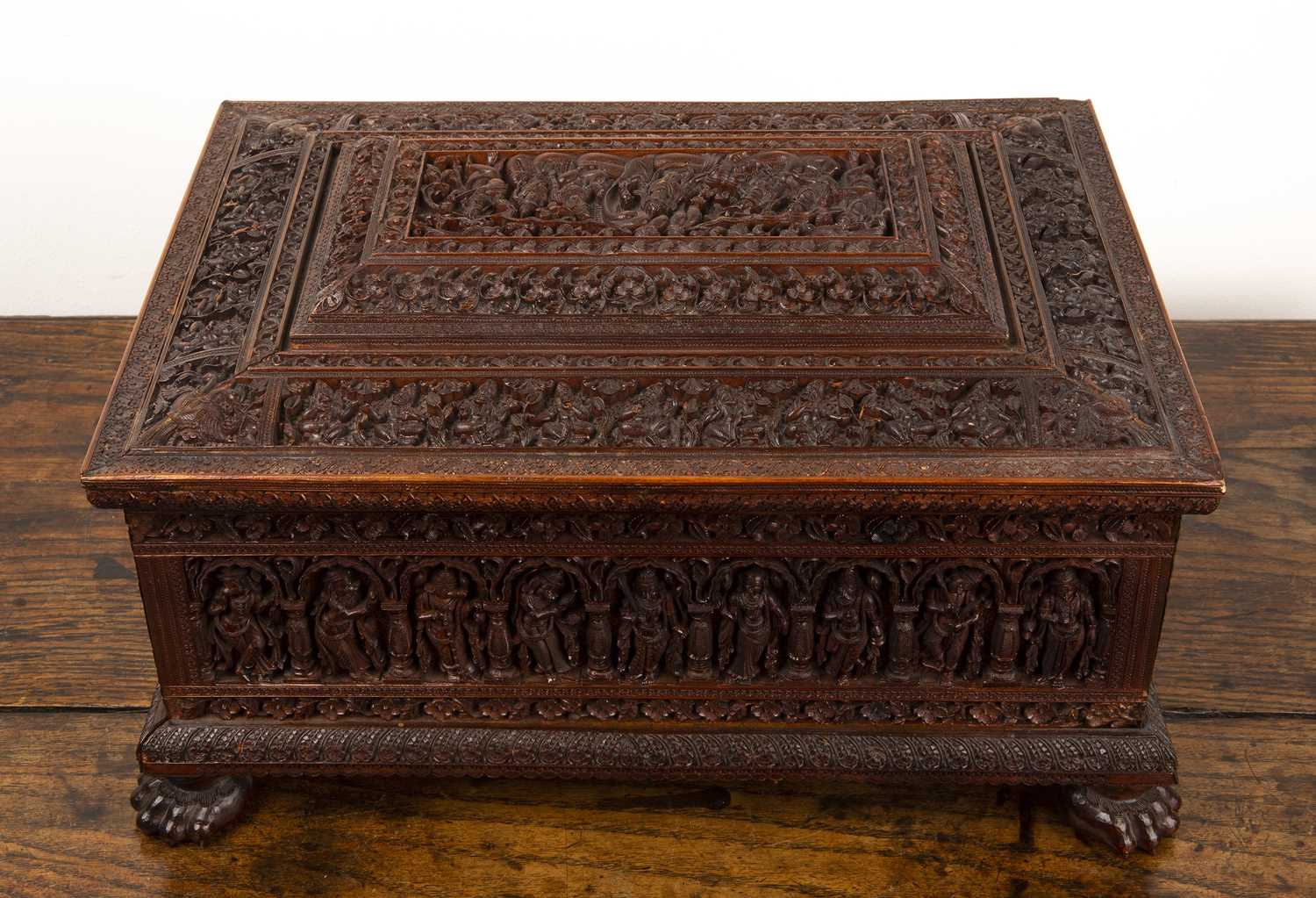 Sandalwood jewel box Indian, late 19th/20th Century, with extensive carved decoration throughout and - Image 6 of 7