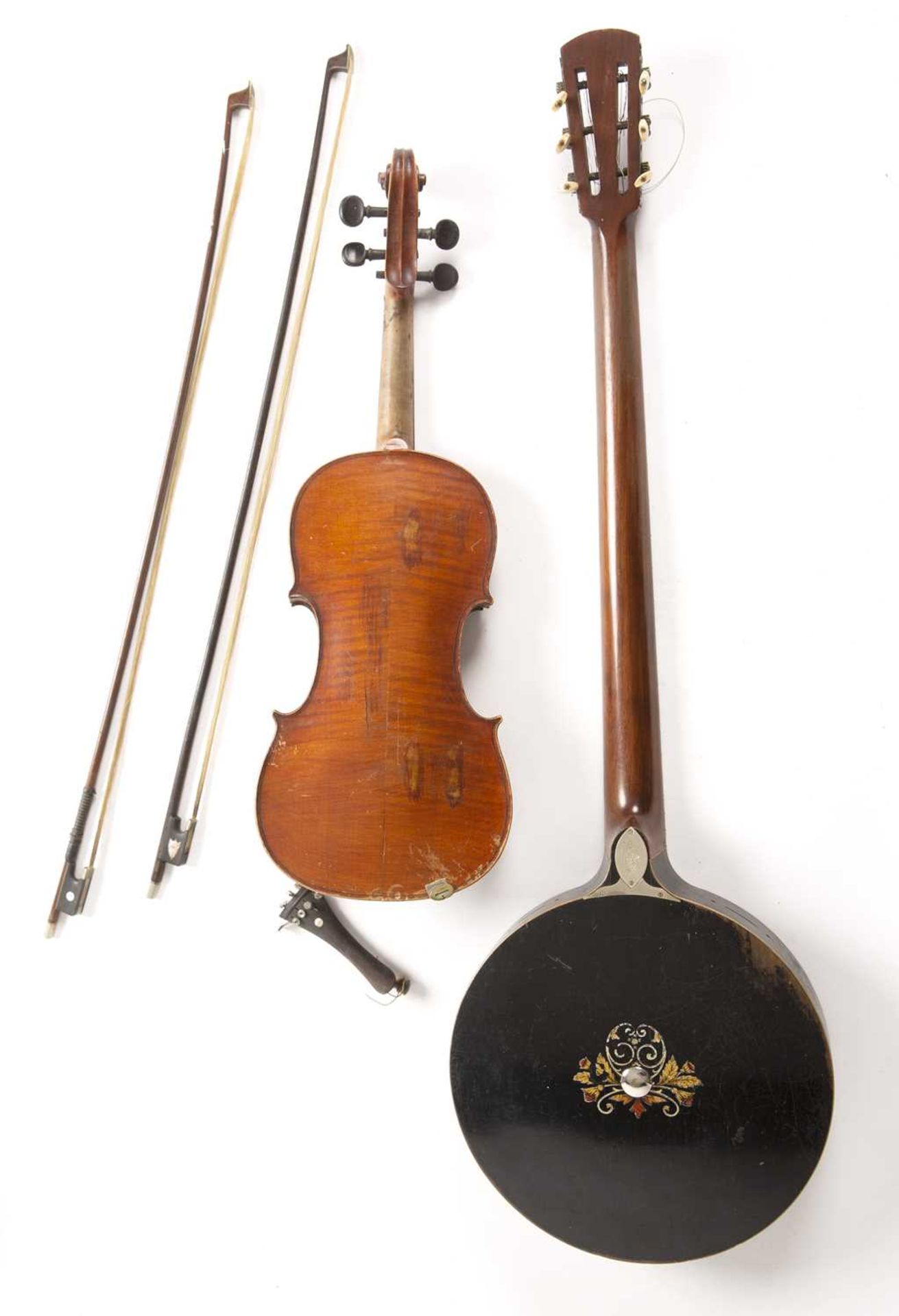 An early 20th century mahogany and ebonised zither banjo with bone mount and tuning pegs, foliate - Image 2 of 6