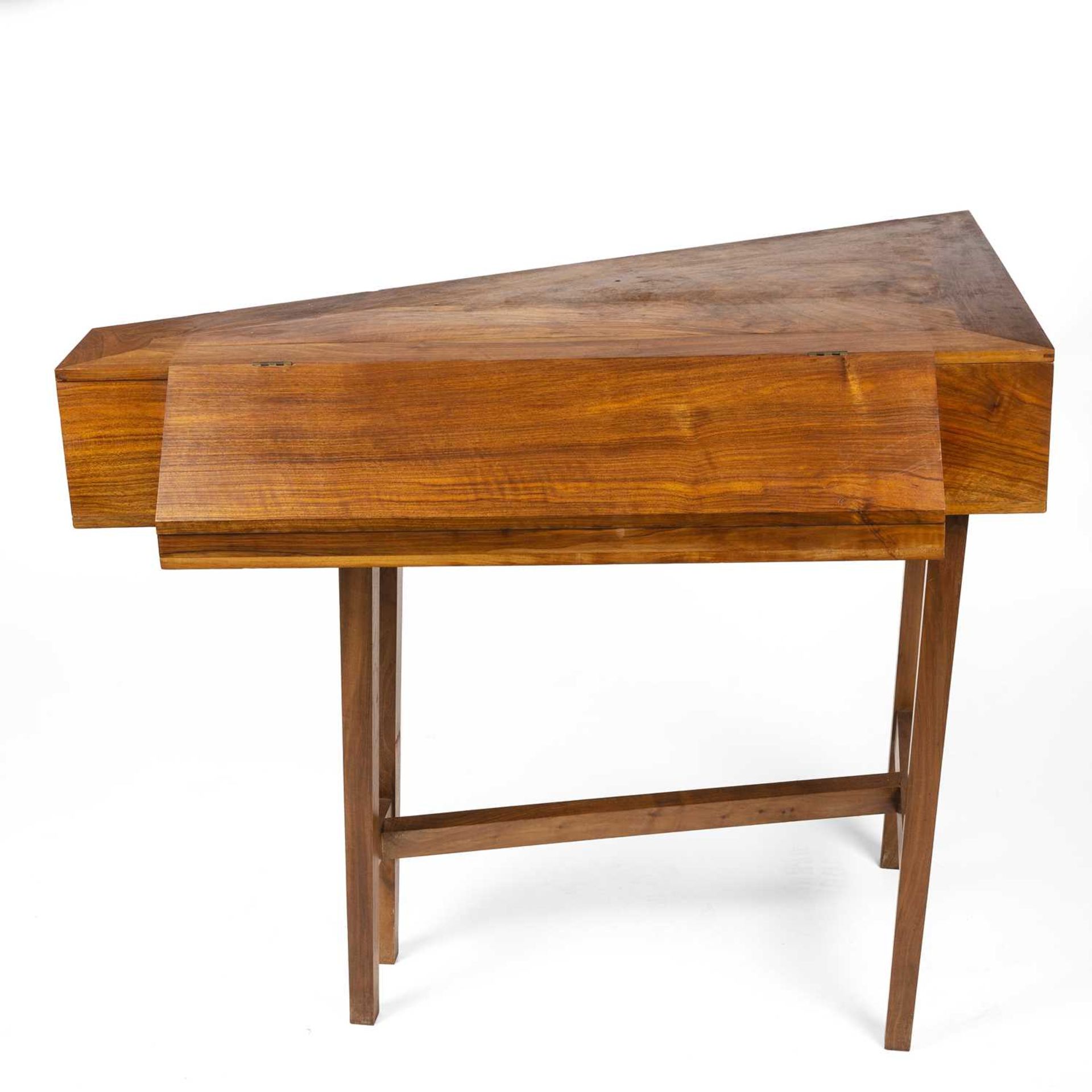 A walnut cased spinet by Donald Gill 1976 on square section stand, 100cm wide Prov: Mallams sale - Image 4 of 5