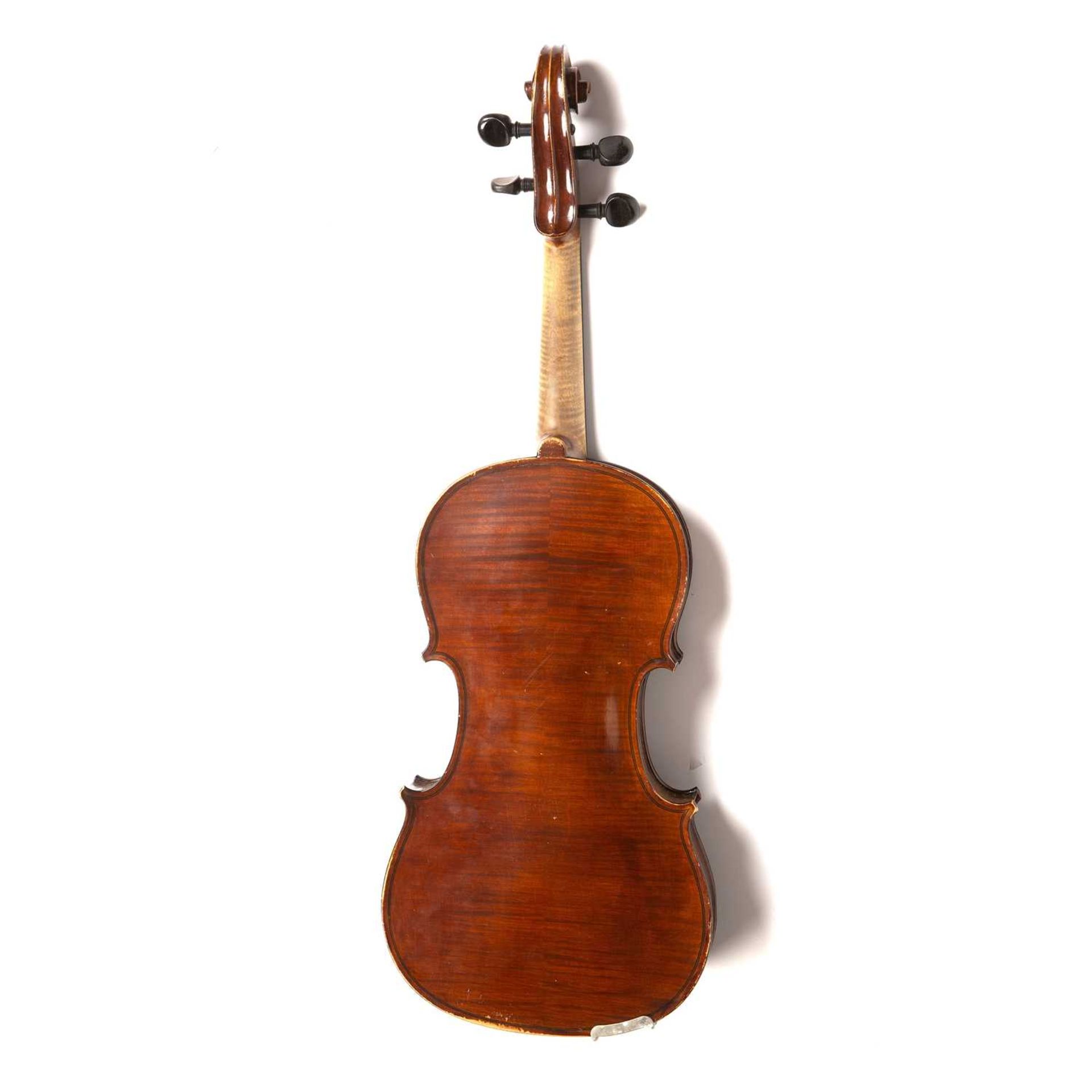 A German viola c.1900, of reddish brown colour with two piece back, 15 1/4", 38.7cm; with violin bow - Image 3 of 12