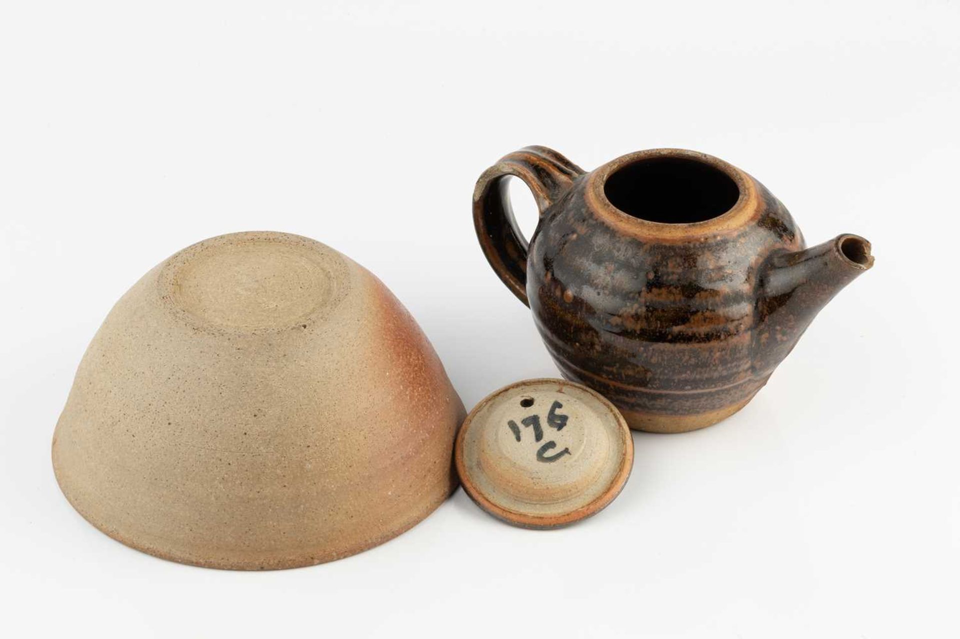 Richard Batterham (1936-2021) Teapot and a small bowl the teapot 12cm high; the bowl 18cm - Image 2 of 2