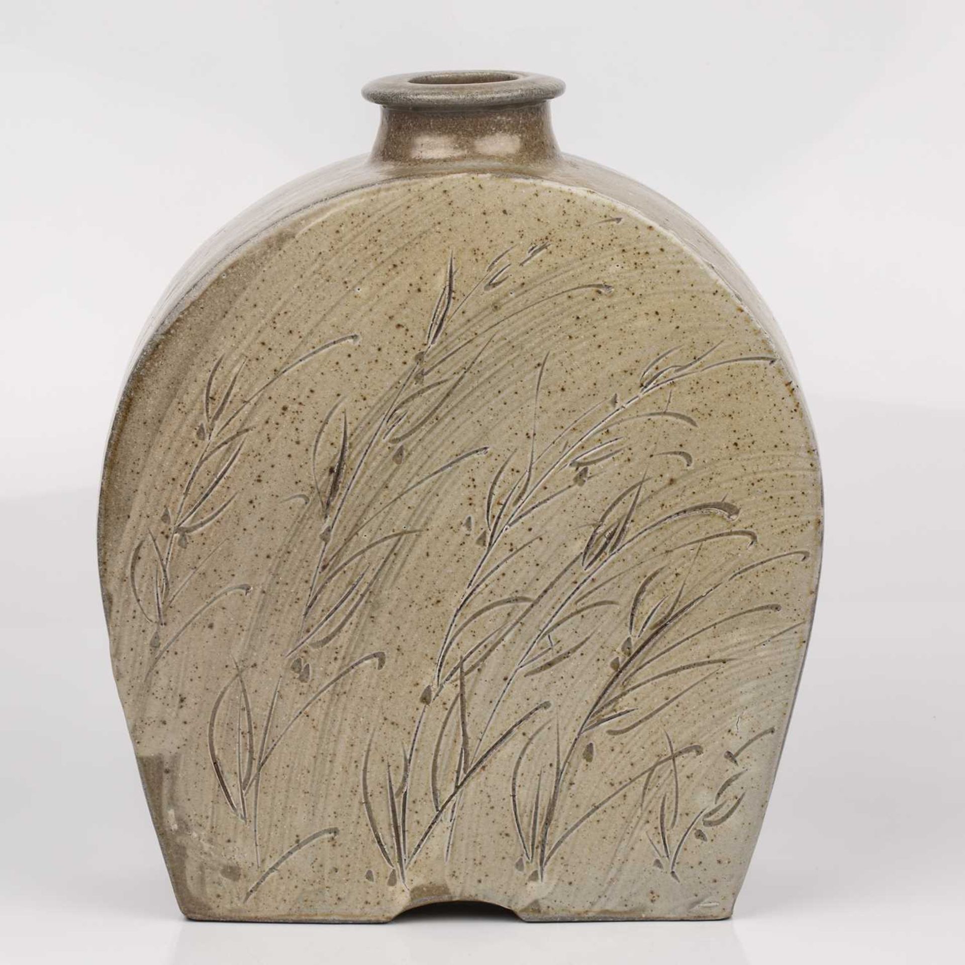 Phil Rogers (1951-2020) Large bottle vase, 1999 stoneware, with grey ash glaze, the body incised - Image 5 of 5