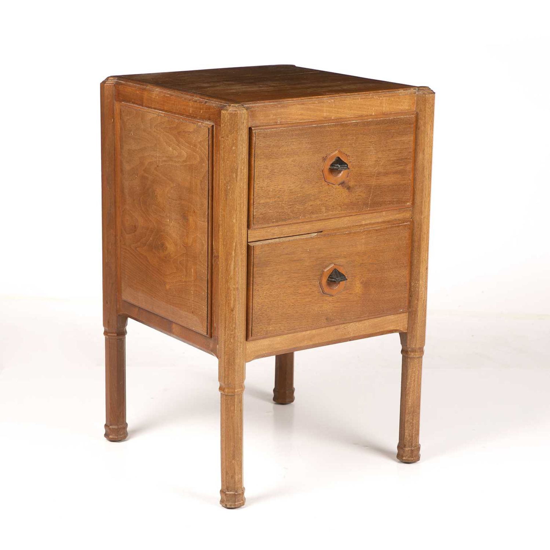 Gordon Russell (1892-1980) Bedside cabinet walnut, with two drawers with ebony handles above - Image 2 of 6