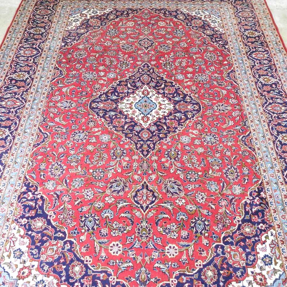 A Persian carpet - Bild 4 aus 5