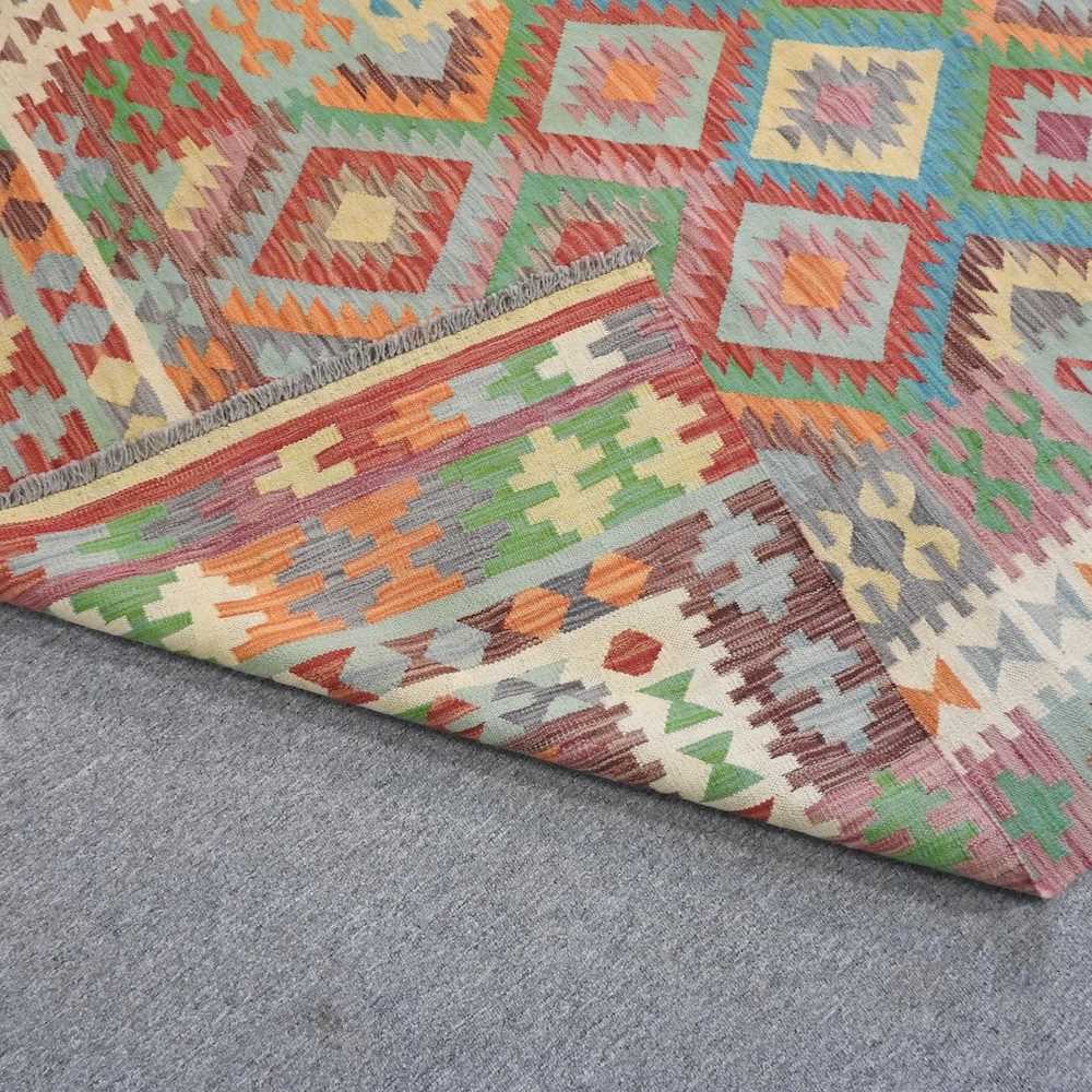 A Turkish kilim - Bild 2 aus 4