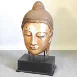 A large Buddha head