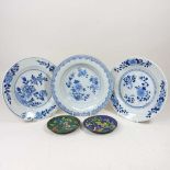 A pair of 18th century Chinese porcelain plates