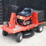 A Lawn Flite 404 ride-on lawn mower