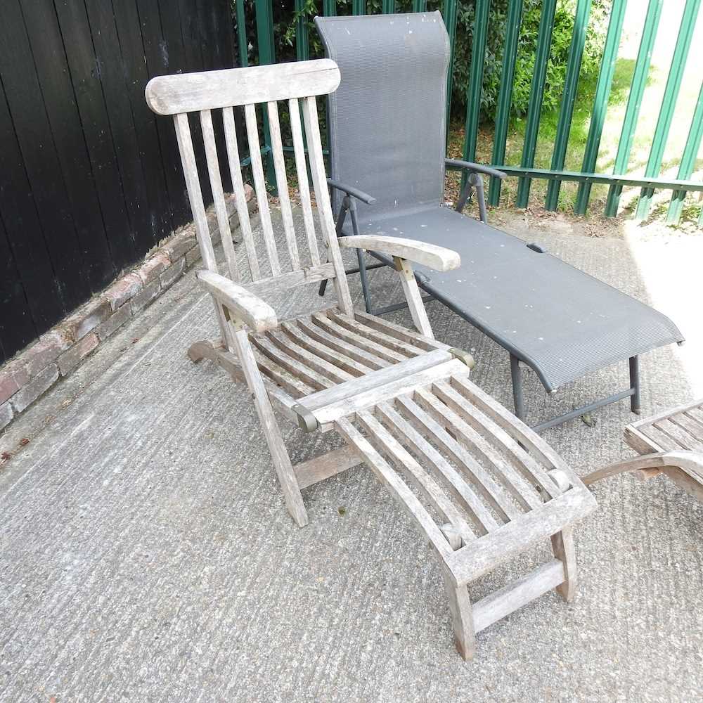 A teak steamer chair, lounger and stool - Image 3 of 5