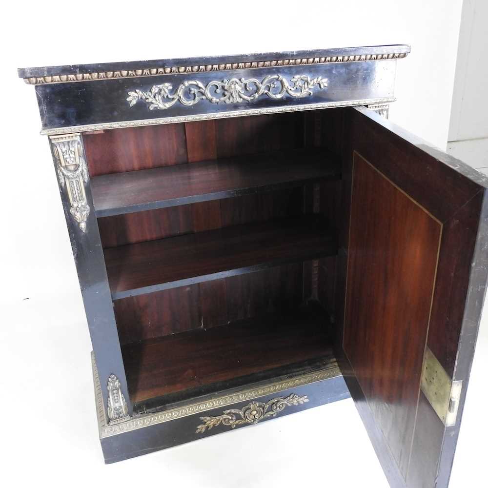 A 19th century French pier cabinet - Image 15 of 19