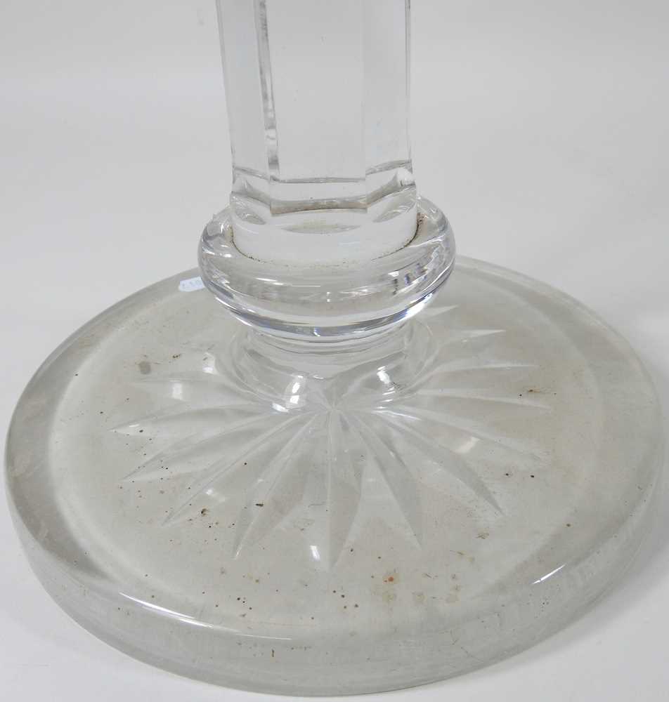 A glass oil lamp - Image 8 of 8