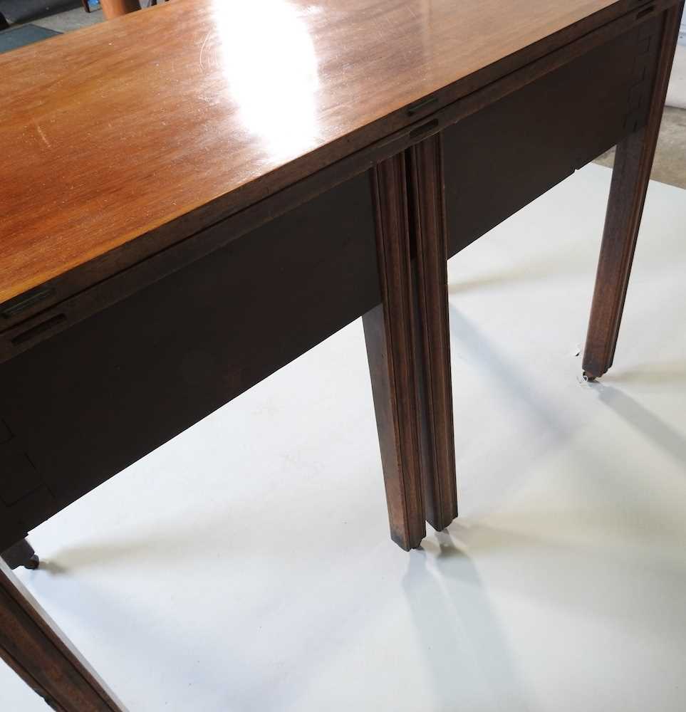 An early 20th century walnut table - Image 6 of 14