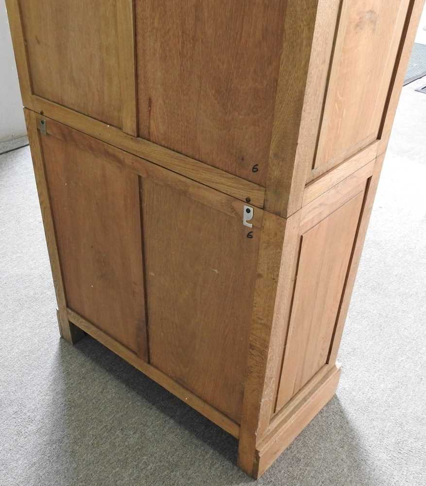 An oak cabinet - Image 6 of 7