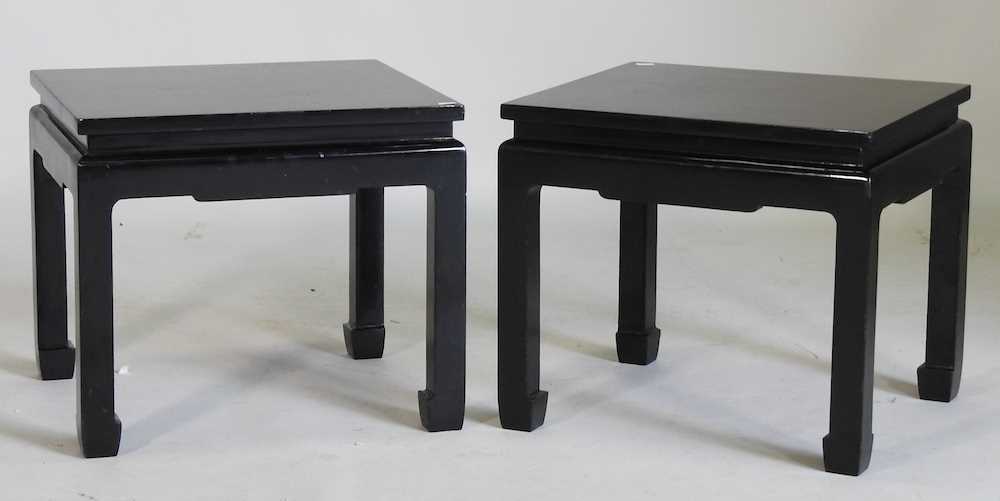 A pair of oriental lacquered tables - Image 2 of 5