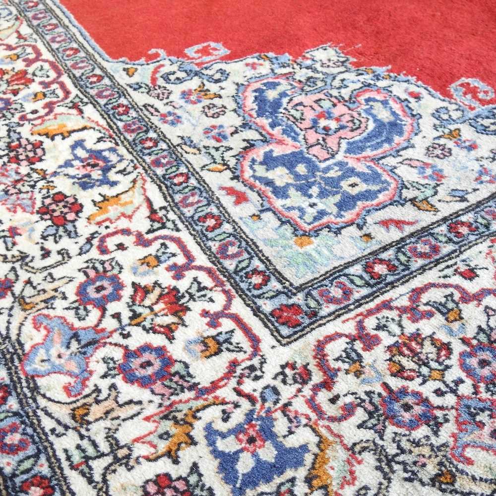 A Persian carpet - Image 3 of 4