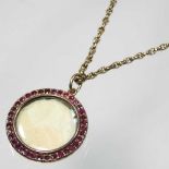 A Victorian pendant necklace
