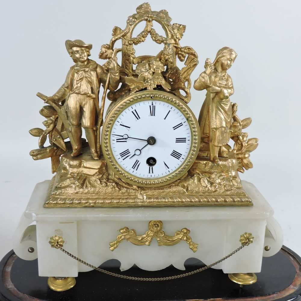 A gilt mantel clock under a glass dome - Image 7 of 12