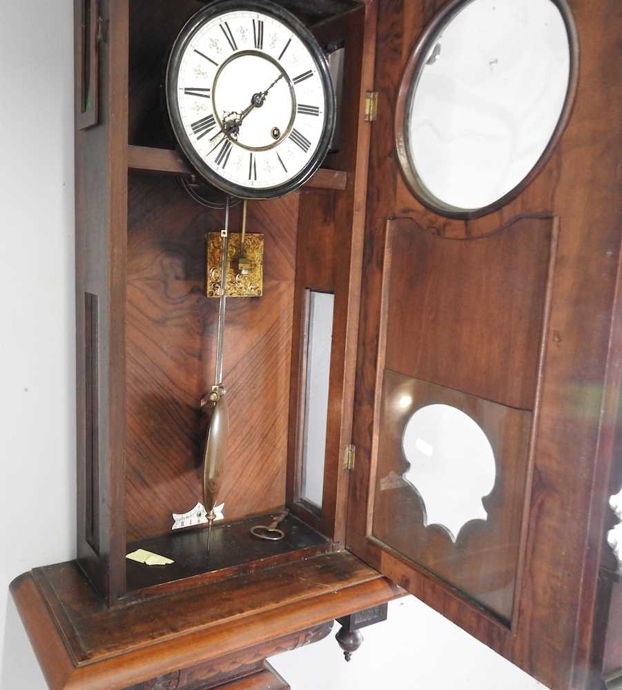 A 19th century wall clock - Image 5 of 5