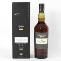 A bottle of Talisker 1993 Distiller's Edition single malt whisky, boxed