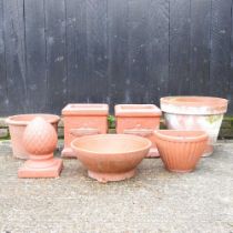 A collection of garden pots, largest 43cm diameter