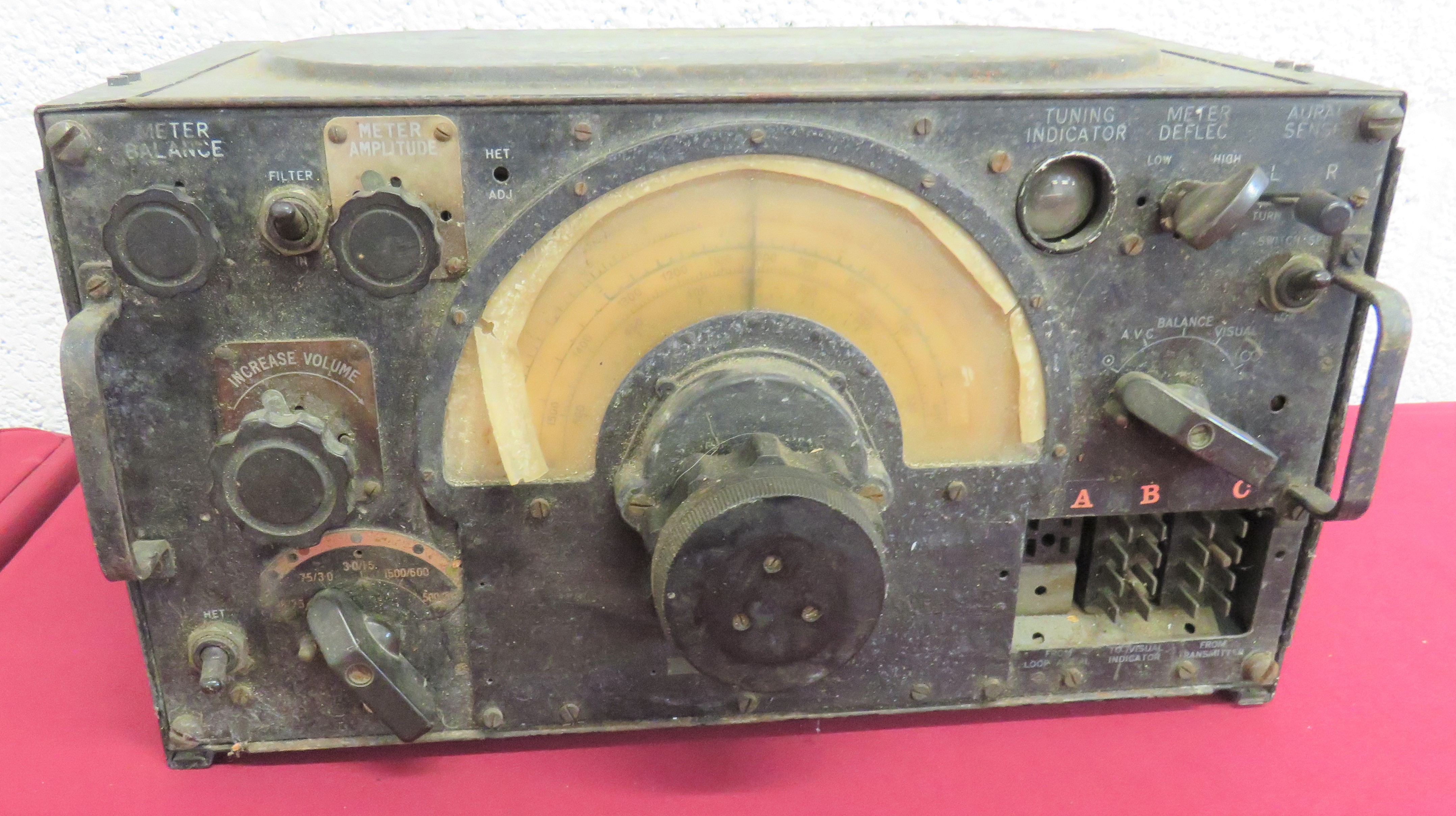 WW2 Pattern Royal Air Force Bomber R1155 Radio Receiver blackened rectangular box.  The front with