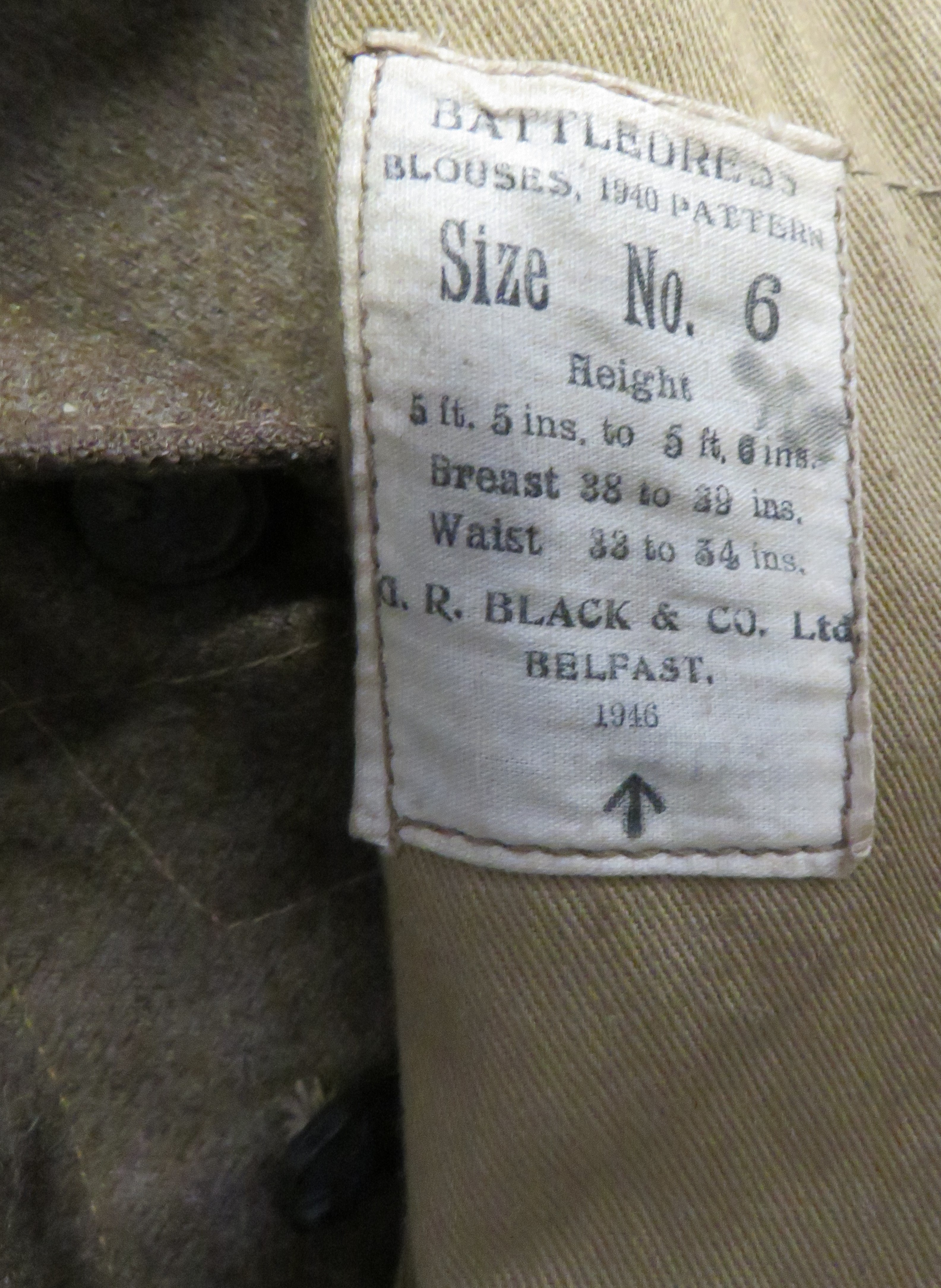 1940 Pattern Rifles Battledress Jacket khaki, woollen, single breasted, converted open collar, short - Image 2 of 2