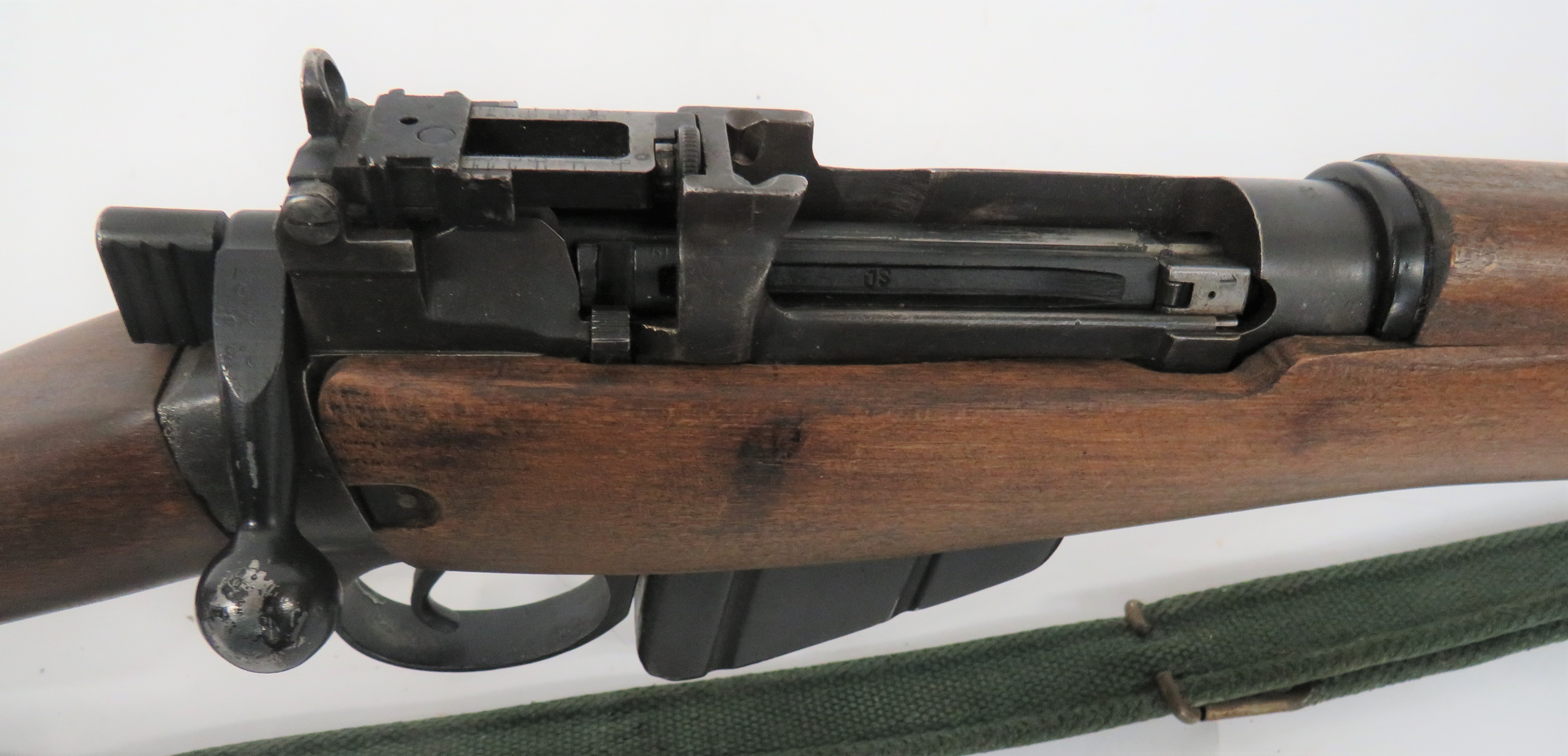 Deactivated Enfield No 4 Rifle .303, 25 inch barrel.  Front sight with protective ears.  Blackened - Image 2 of 3