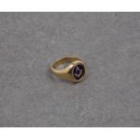 A 9ct gold and enamel Masonic signet ring, JHW, Birm. 1994, with reversible face, showing the